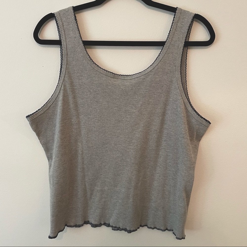 Coca-Cola Cropped Tank - Picture 2 of 3